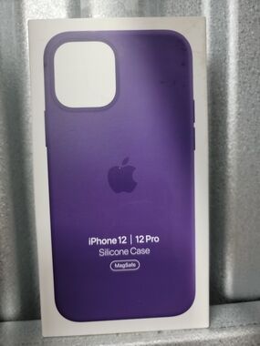 Apple Original Silicone Case for iPhone 12 / 12 Pro - Purple, Amethyst